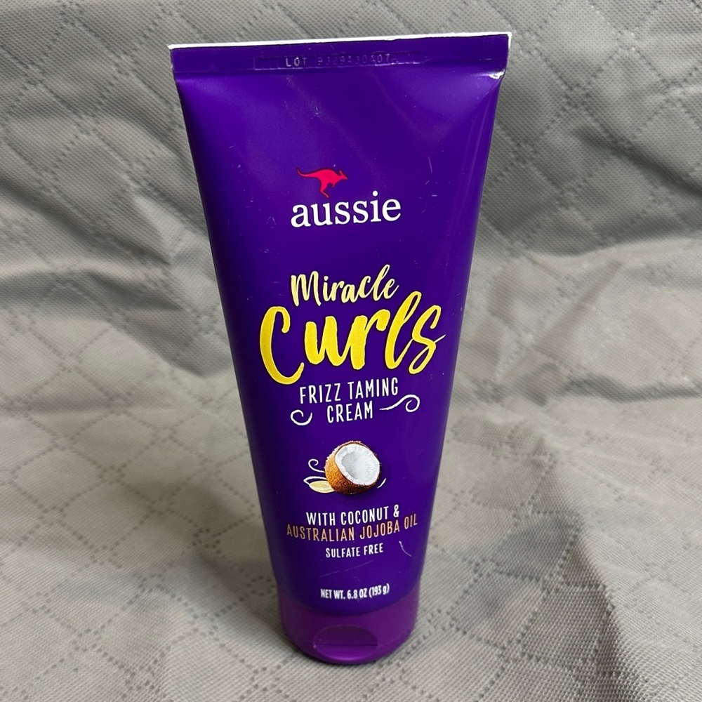 Aussie Miracle Curls Frizz Taming Cream